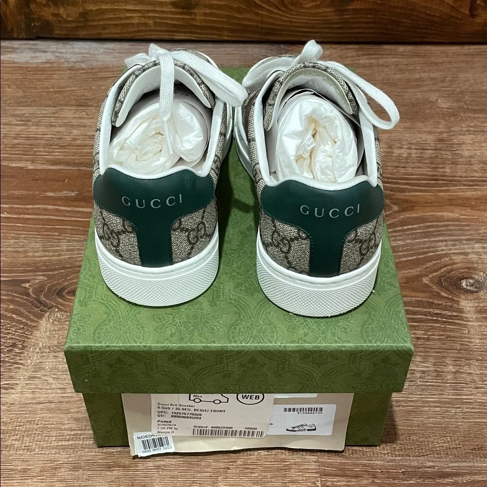 Gucci GG Supreme Ace Sneakers in Beige with Green & Red Web - Picture 3 of 6